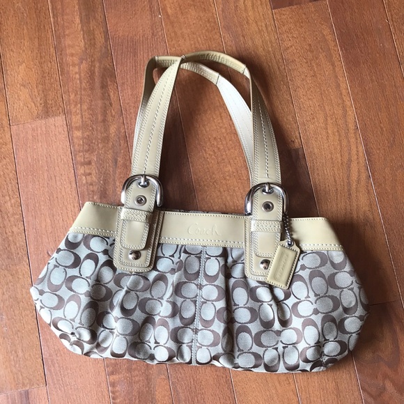 Coach Handbags - Coach Signature Shoulder Bag